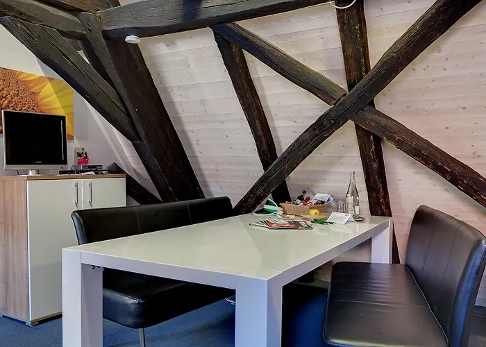 מלון Kleine Radlerherberge 3*